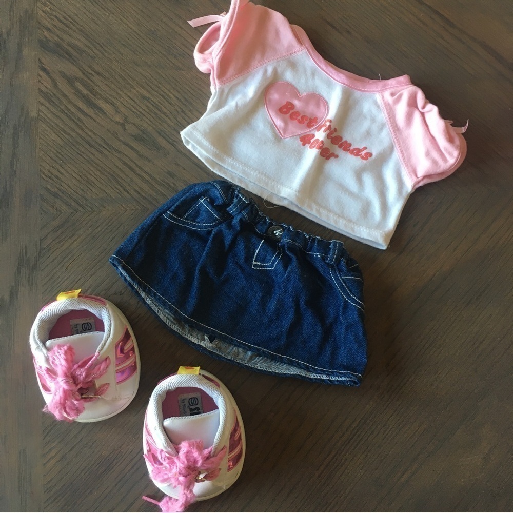 Build-a-Bear Workshop casual outfit bundle with skirt/tee/Skechers sneakers